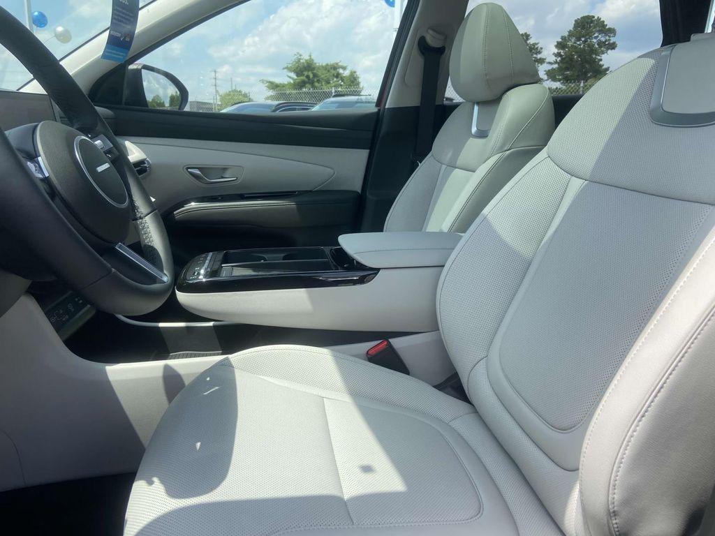 new 2025 Hyundai TUCSON Hybrid car, priced at $43,830