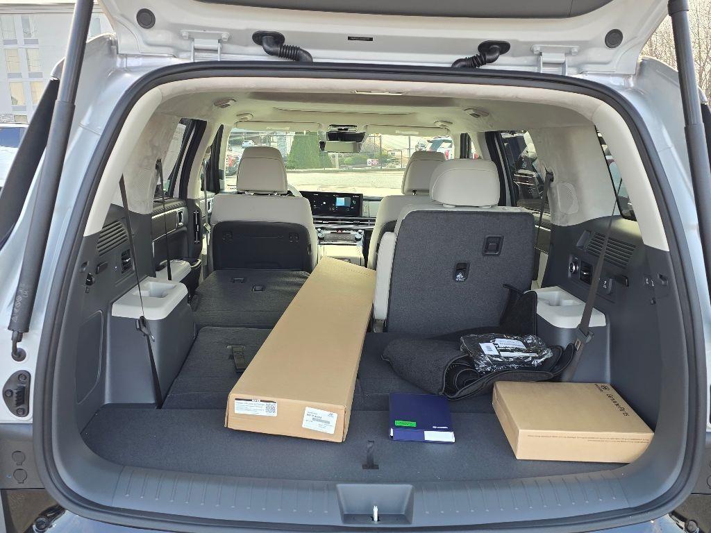 new 2025 Hyundai Santa Fe car, priced at $49,640