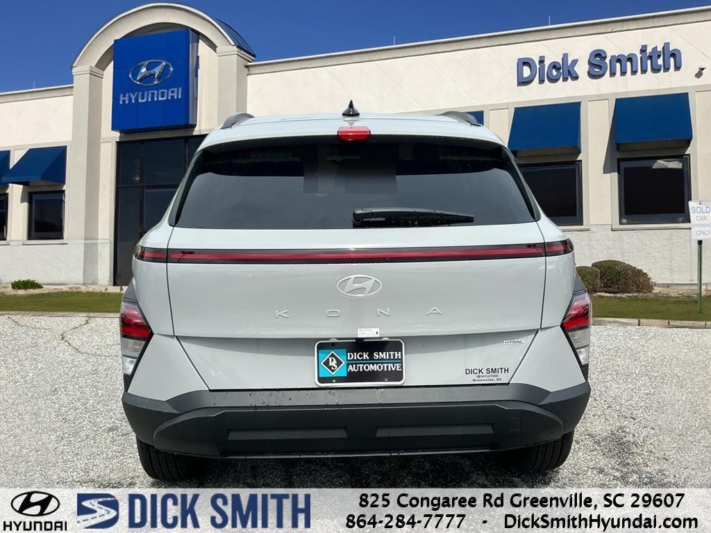 new 2025 Hyundai Kona car, priced at $27,833