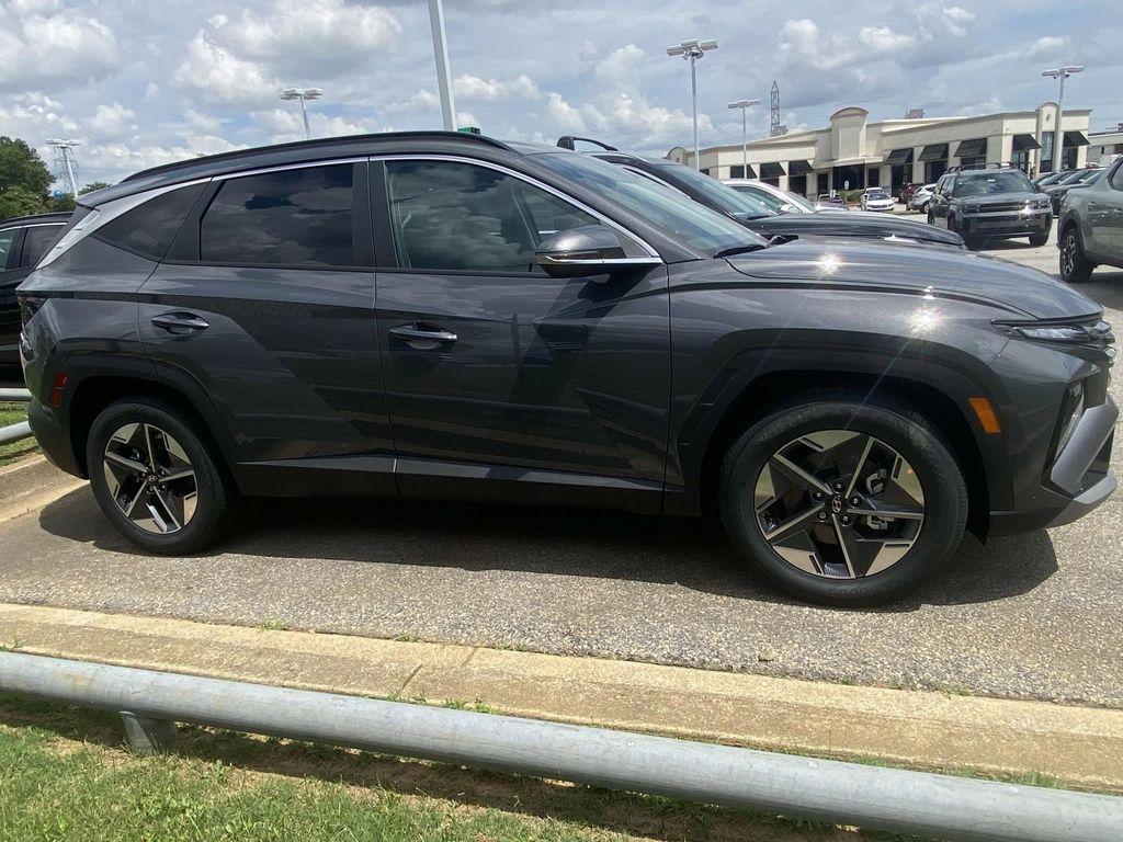 new 2025 Hyundai Tucson car, priced at $35,095
