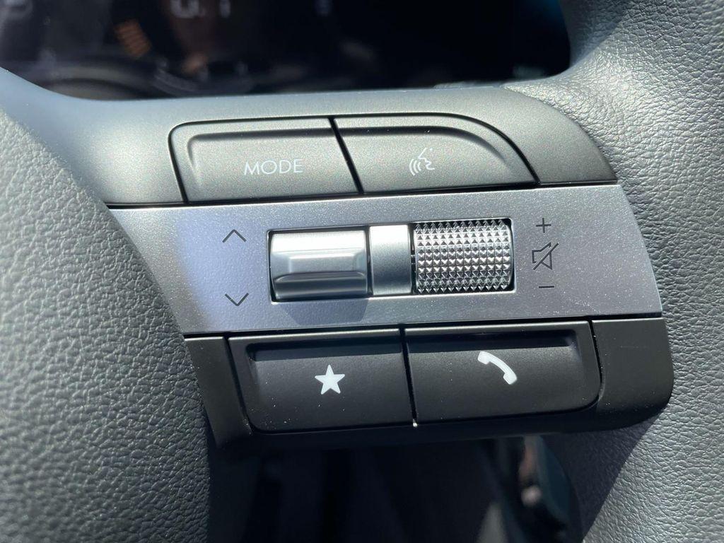 new 2025 Hyundai Tucson car, priced at $34,180