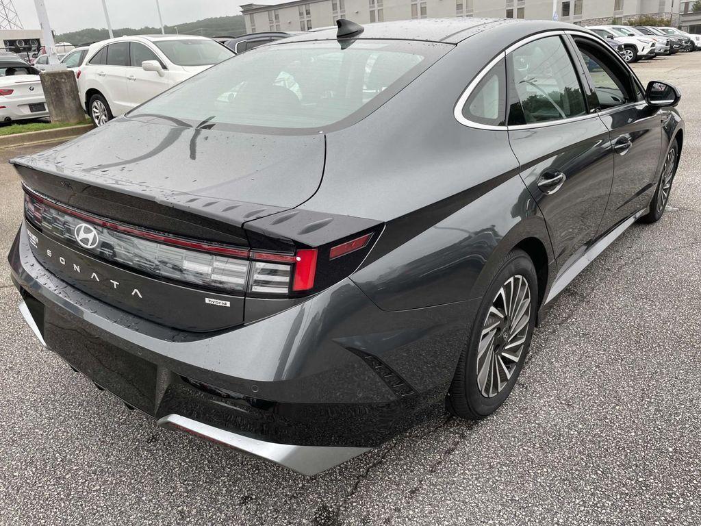 used 2024 Hyundai Sonata Hybrid car, priced at $29,800
