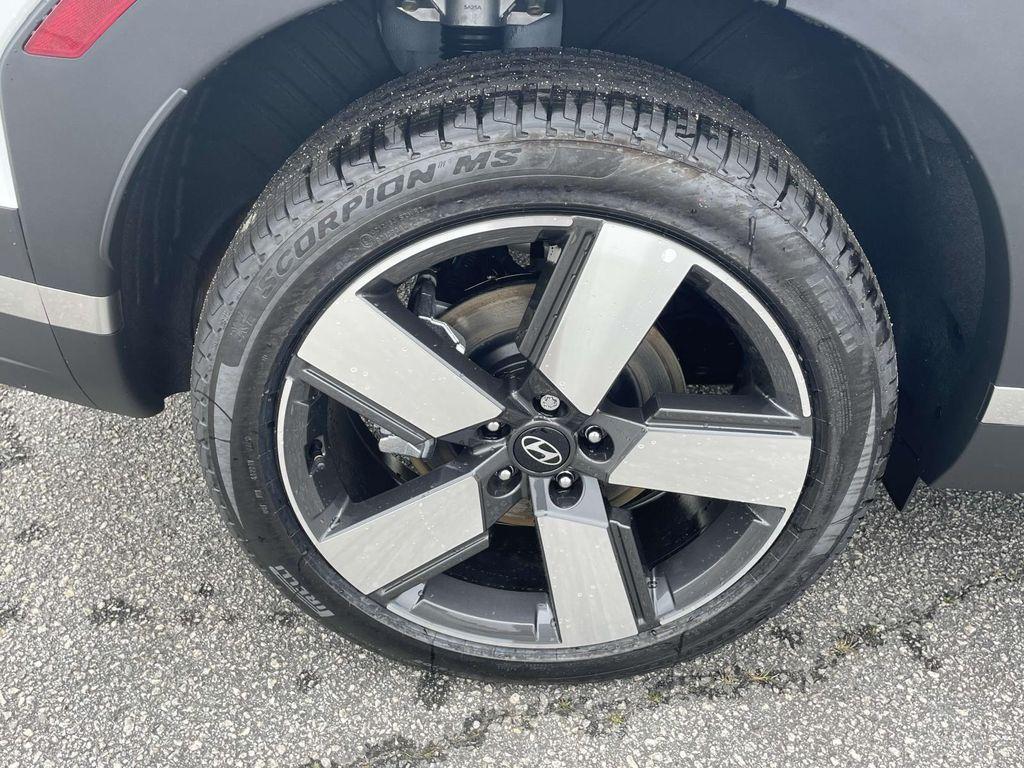 new 2025 Hyundai SANTA FE HEV car, priced at $49,305