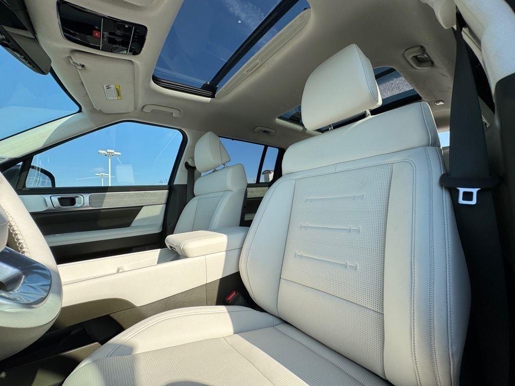 new 2025 Hyundai Santa Fe car, priced at $48,884