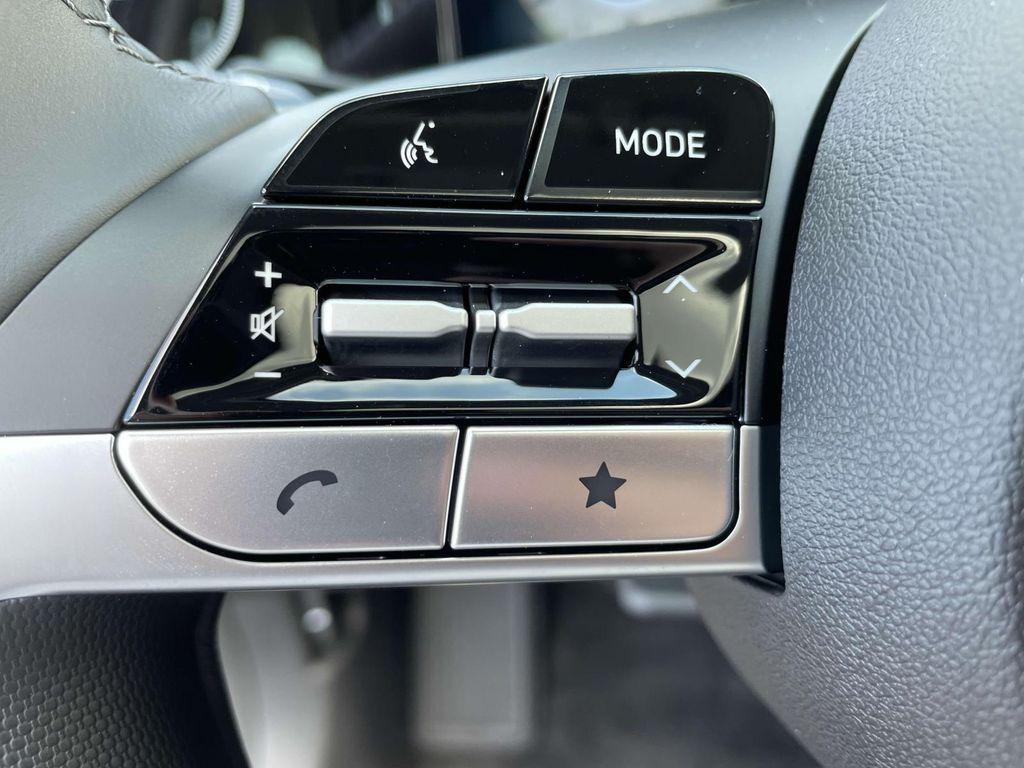 new 2025 Hyundai Elantra car, priced at $27,055