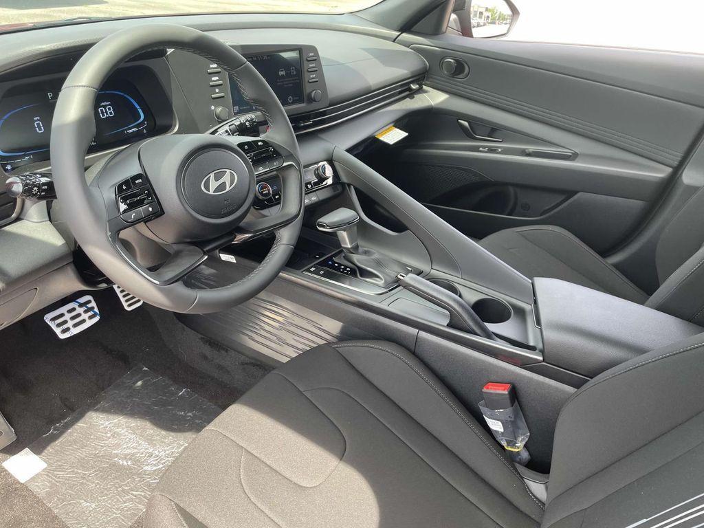 new 2025 Hyundai Elantra car, priced at $25,500