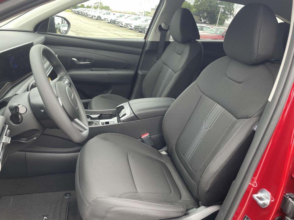 new 2025 Hyundai Tucson car