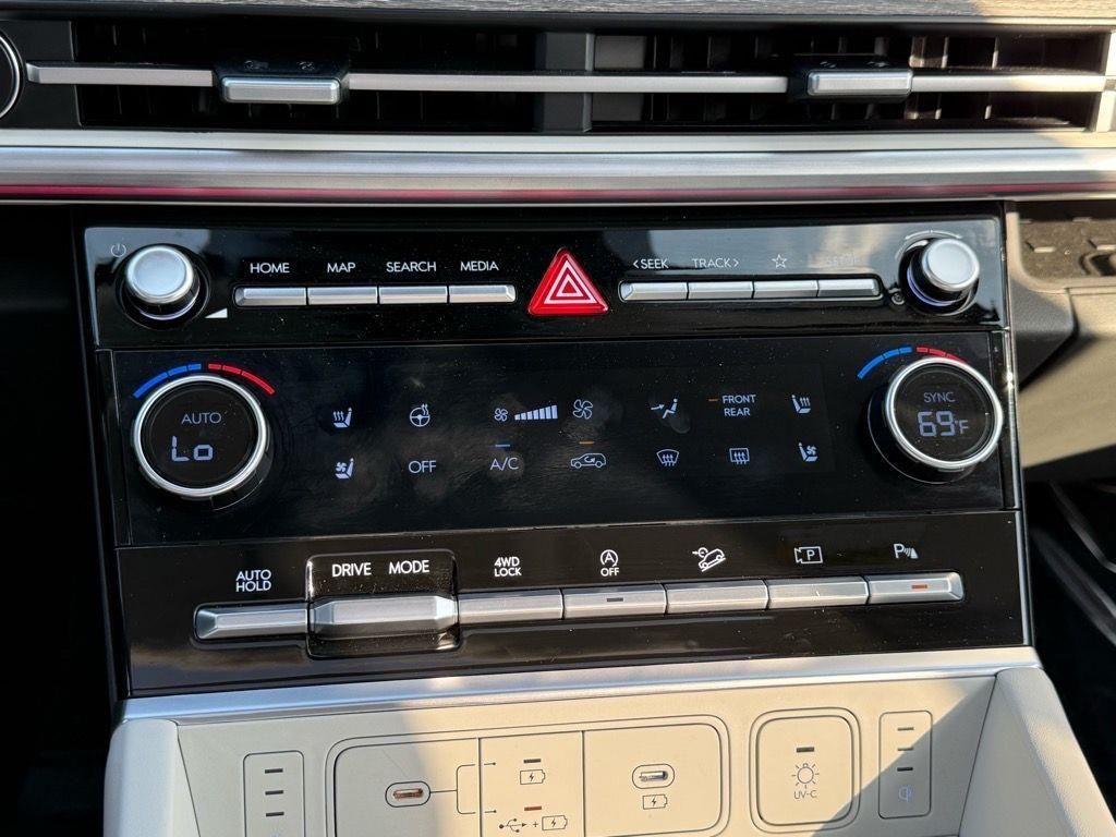 used 2024 Hyundai Santa Fe car, priced at $44,306