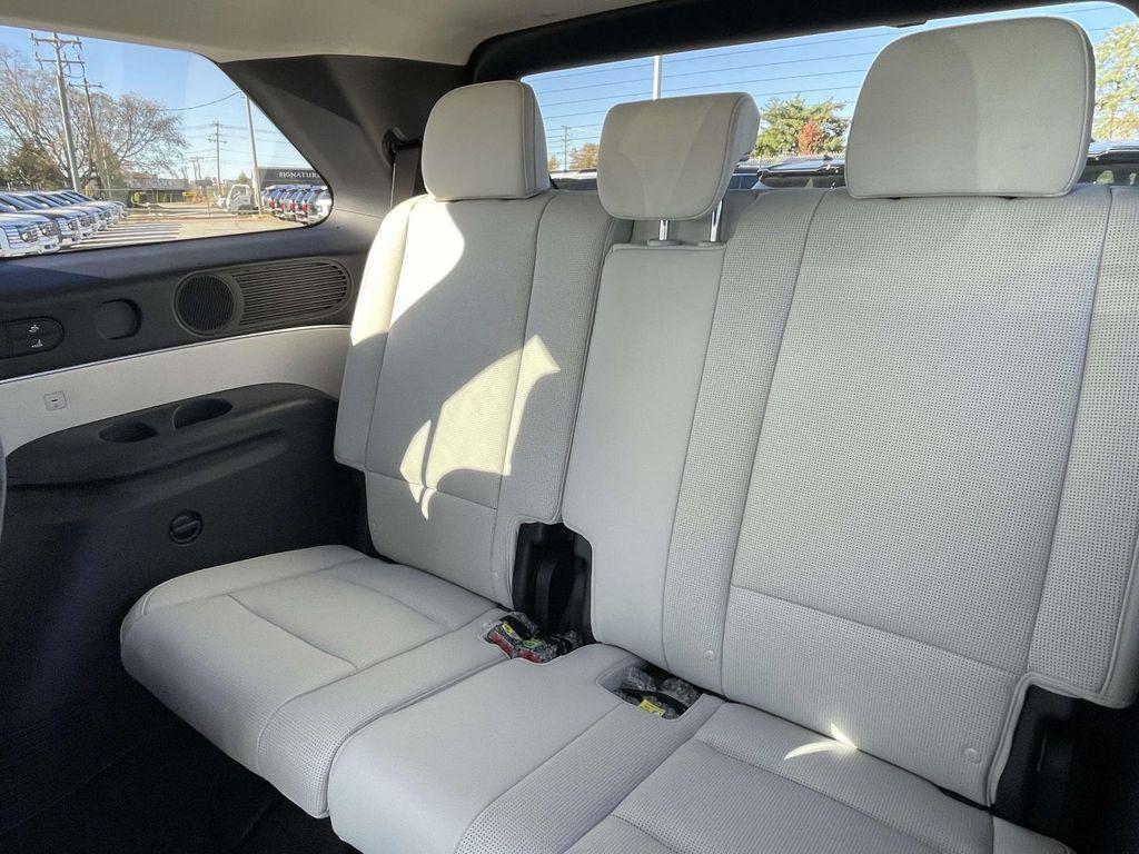 new 2026 Hyundai Palisade Hybrid car, priced at $58,230