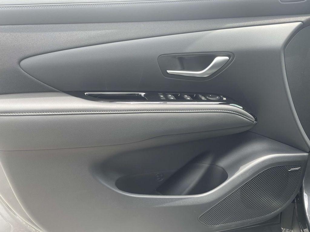 new 2025 Hyundai TUCSON Hybrid car, priced at $43,325