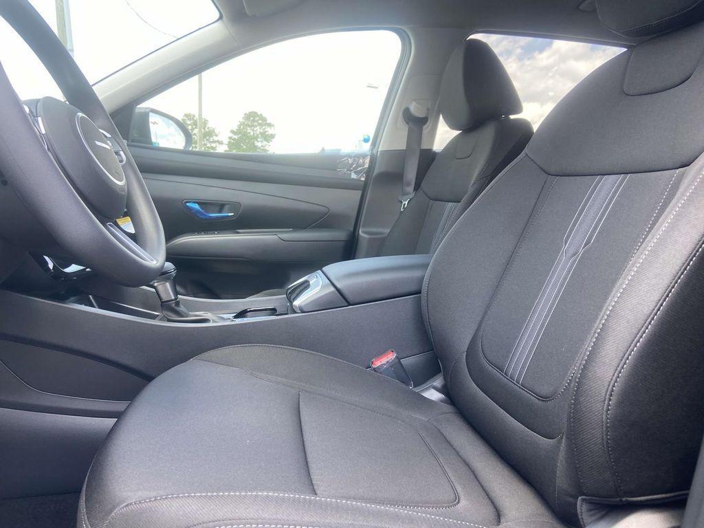 new 2025 Hyundai Tucson car