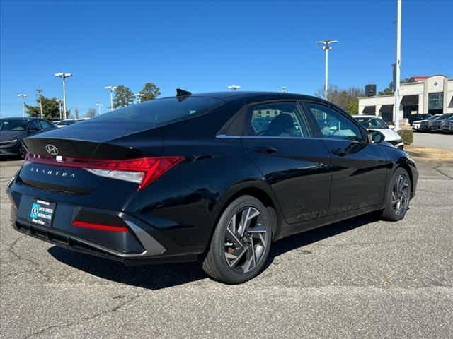 new 2025 Hyundai Elantra car, priced at $26,544