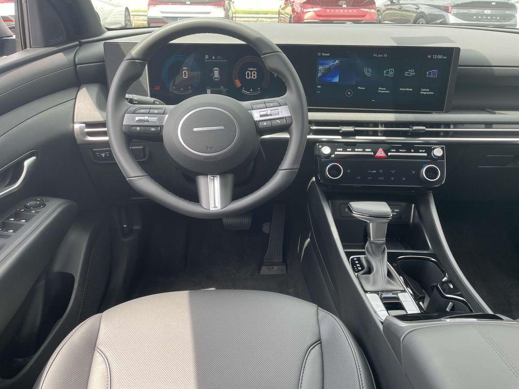 new 2025 Hyundai Tucson car, priced at $35,254