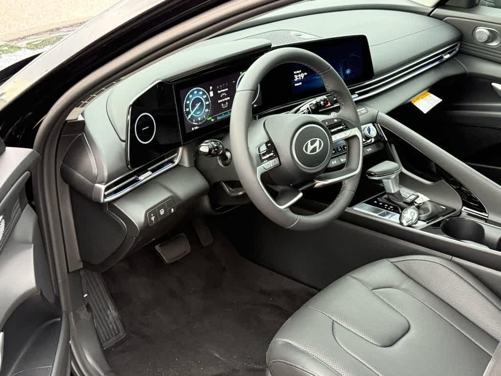 new 2025 Hyundai ELANTRA HEV car, priced at $31,580