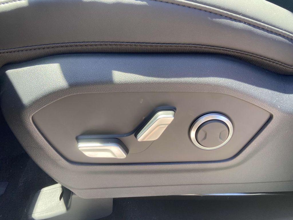 new 2025 Hyundai Santa Fe car, priced at $38,224