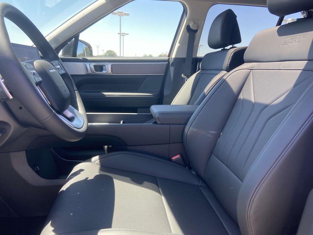 new 2025 Hyundai Santa Fe car, priced at $38,224