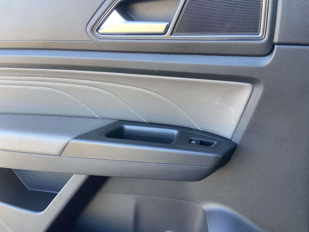 used 2022 Volkswagen Atlas Cross Sport car, priced at $24,995