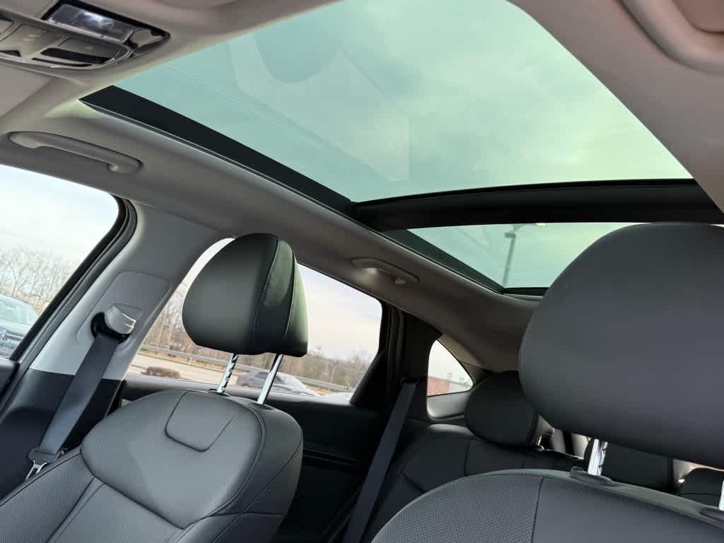 used 2024 Hyundai TUCSON Hybrid car, priced at $35,222