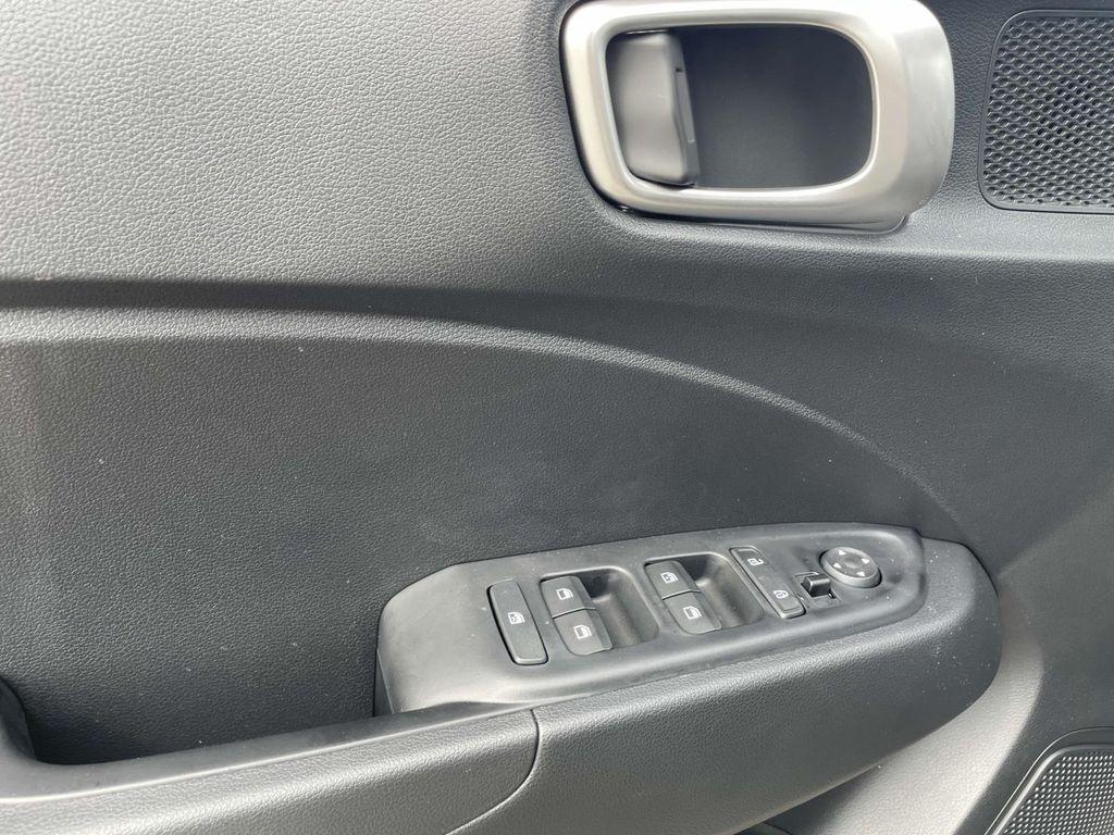 new 2025 Hyundai Venue car, priced at $24,305
