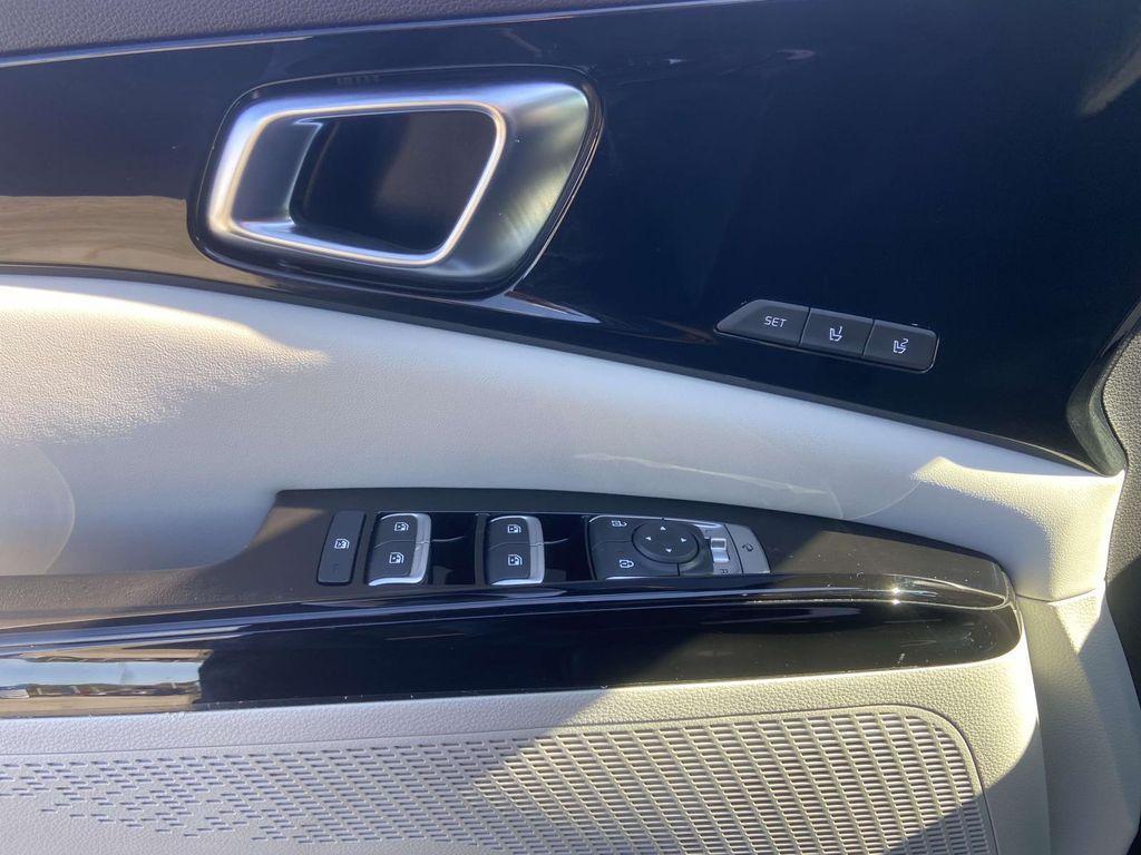 used 2024 Kia Carnival car, priced at $41,995