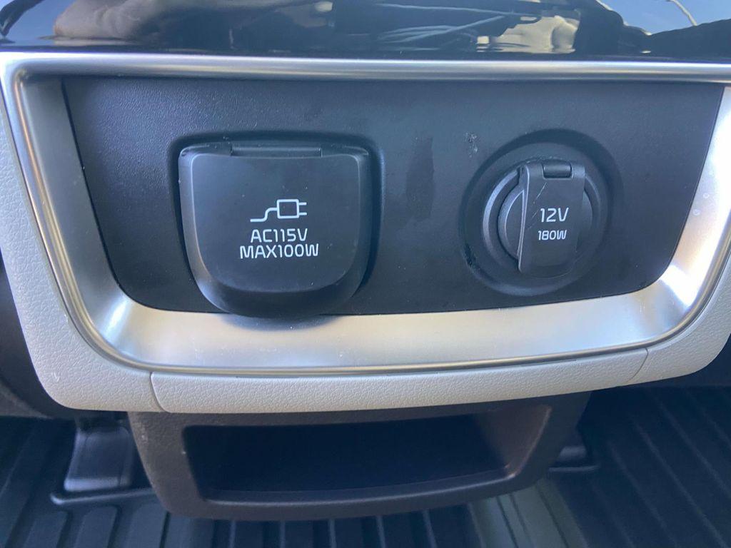 used 2024 Kia Carnival car, priced at $41,995