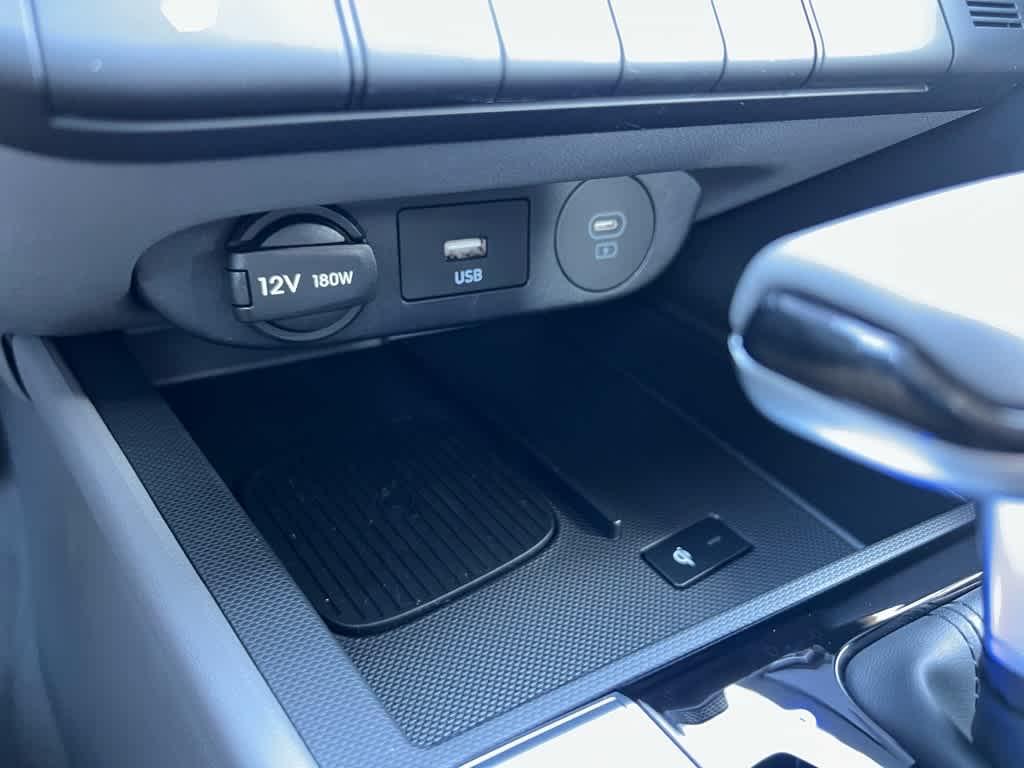 new 2025 Hyundai Elantra car, priced at $26,344