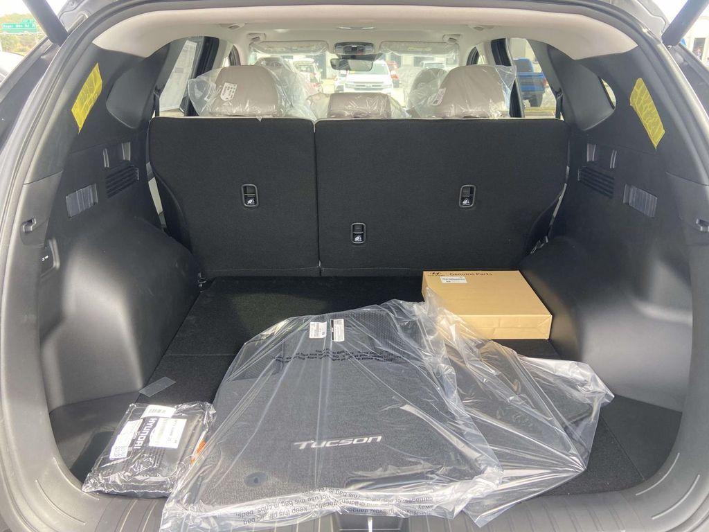 new 2025 Hyundai Tucson car, priced at $31,359