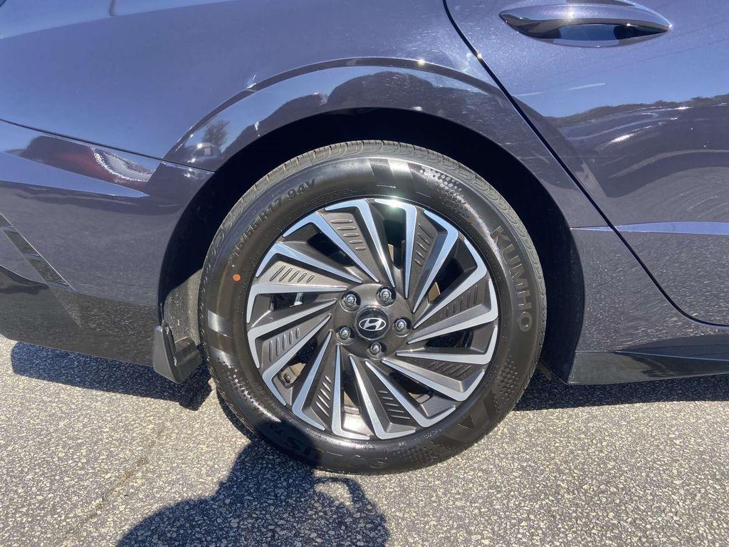 used 2024 Hyundai Sonata Hybrid car, priced at $26,449