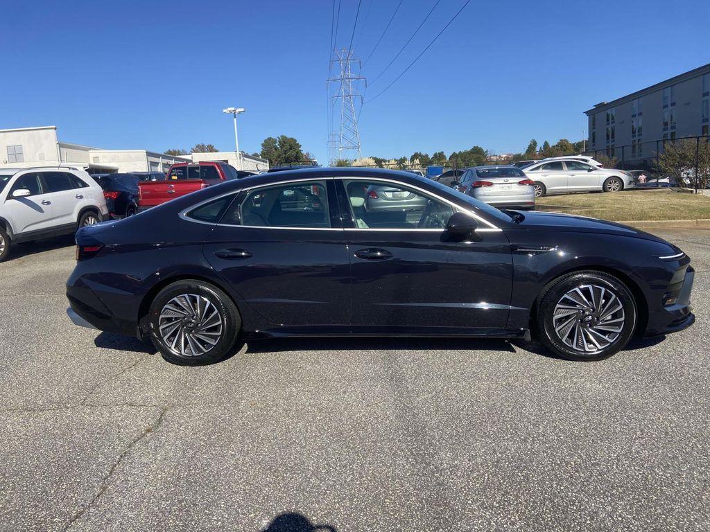used 2024 Hyundai Sonata Hybrid car, priced at $26,449