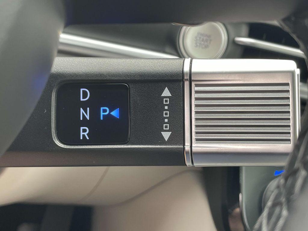 new 2025 Hyundai TUCSON Hybrid car, priced at $43,830