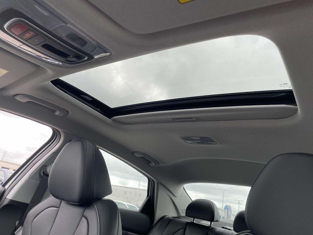 new 2025 Hyundai Elantra car, priced at $27,632