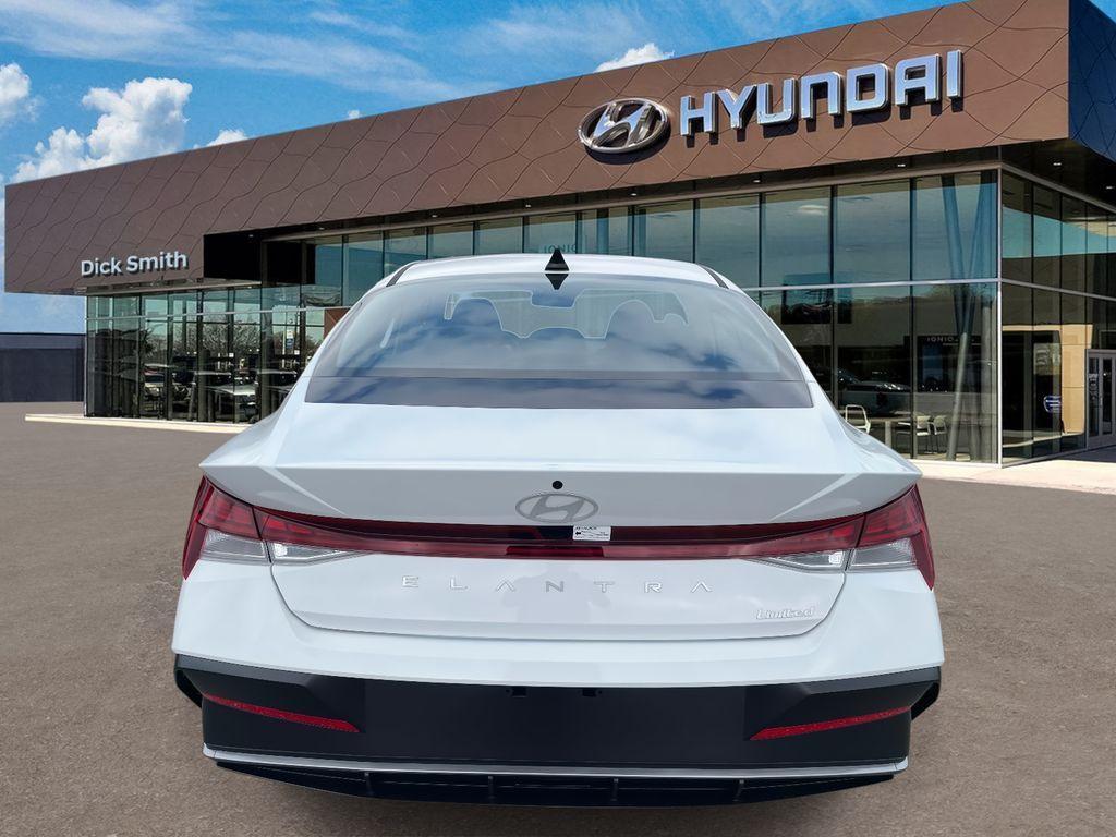new 2025 Hyundai Elantra car, priced at $27,632