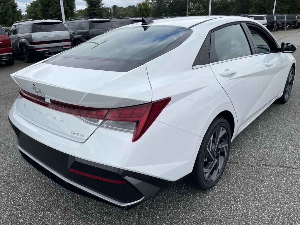 new 2025 Hyundai Elantra car, priced at $27,632