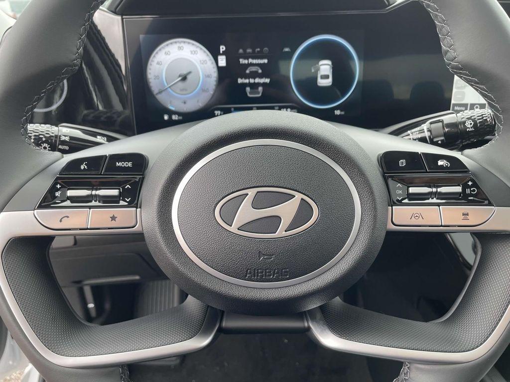 new 2025 Hyundai Elantra car, priced at $27,632