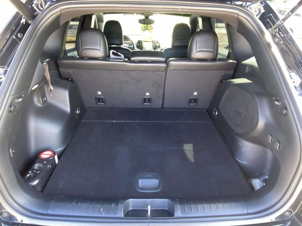 used 2021 Jeep Cherokee car, priced at $20,394