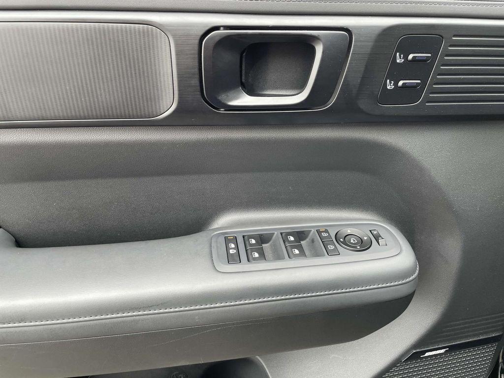 used 2024 Hyundai Santa Fe car, priced at $38,500