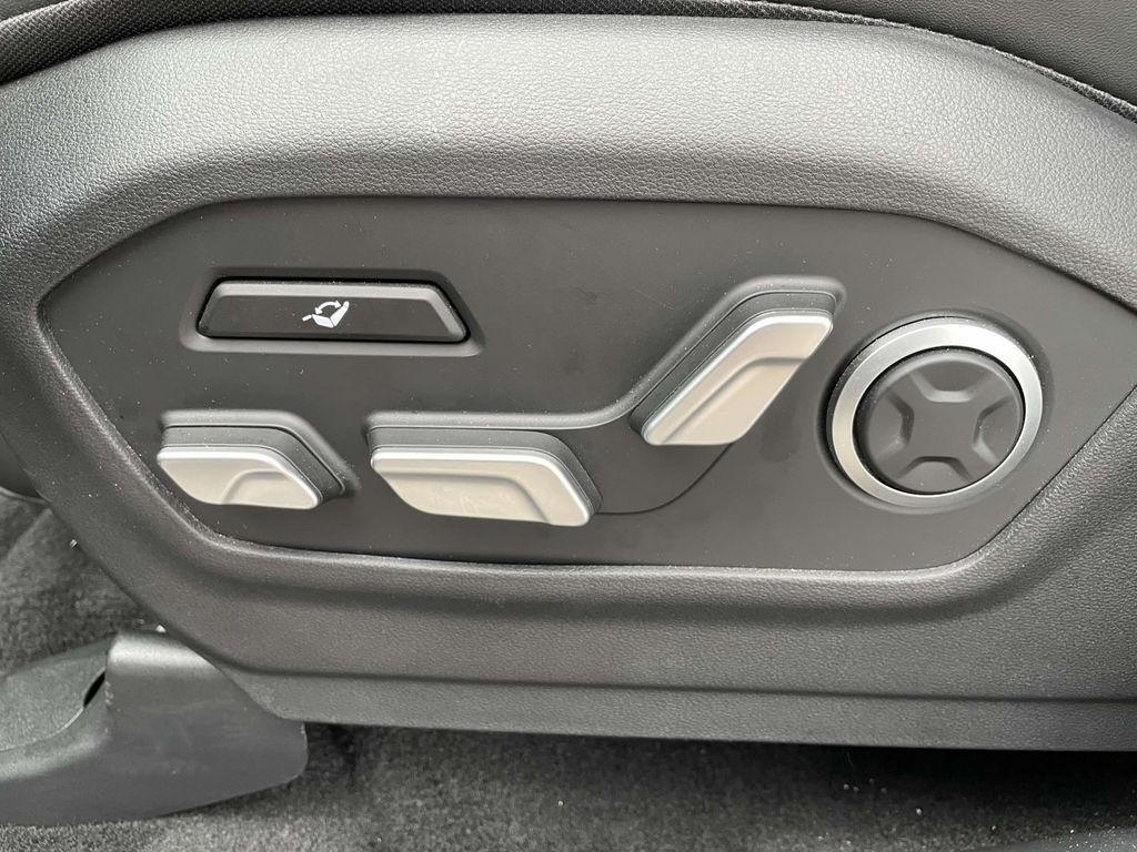 used 2024 Hyundai Santa Fe car, priced at $38,500