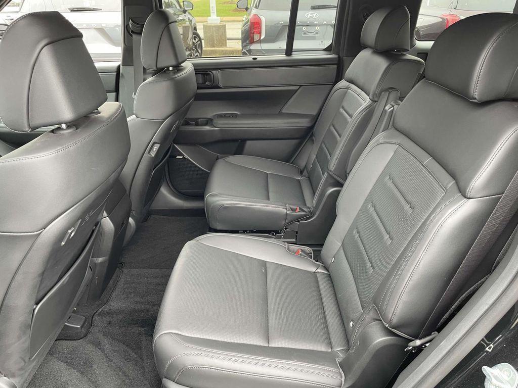 used 2024 Hyundai Santa Fe car, priced at $38,500