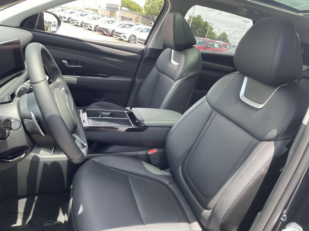 new 2025 Hyundai TUCSON Hybrid car, priced at $43,390