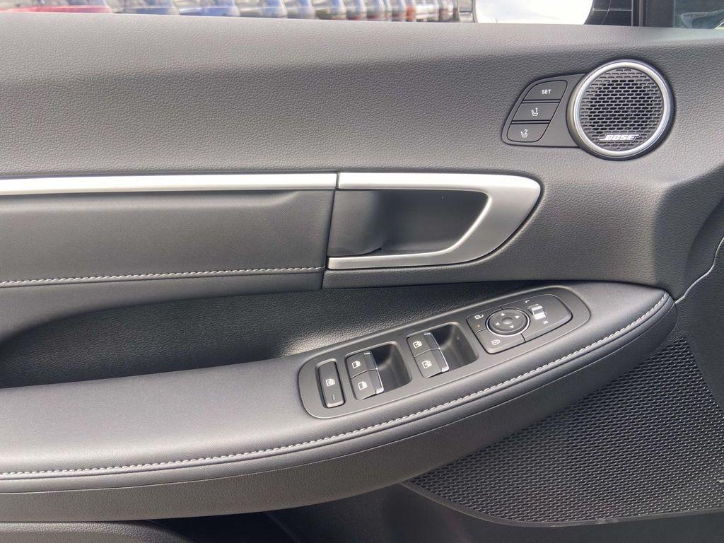 new 2025 Hyundai Sonata Hybrid car, priced at $36,769