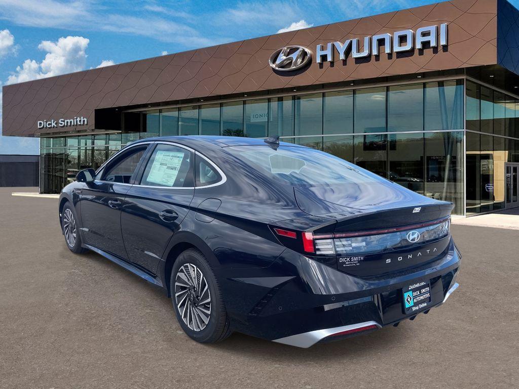 new 2025 Hyundai Sonata Hybrid car, priced at $36,769