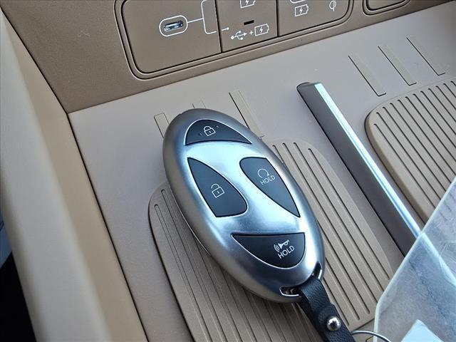 new 2025 Hyundai SANTA FE HEV car, priced at $47,420