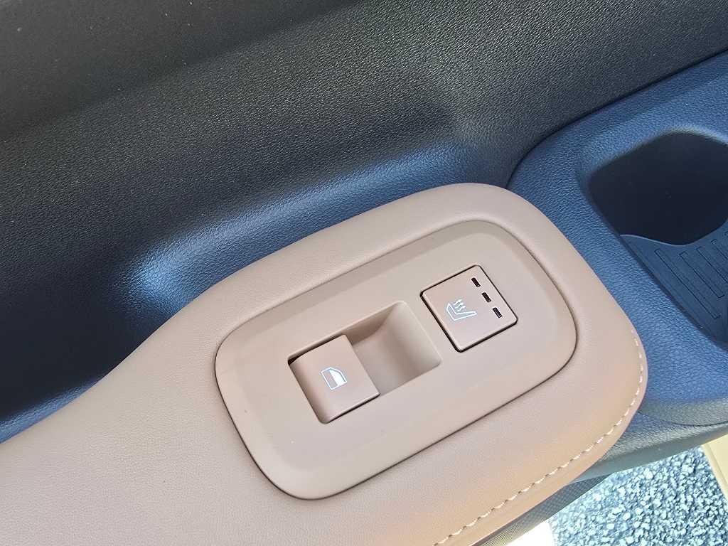 new 2025 Hyundai SANTA FE HEV car, priced at $47,289