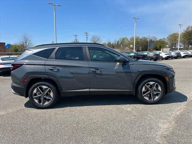 new 2025 Hyundai Tucson car, priced at $32,670