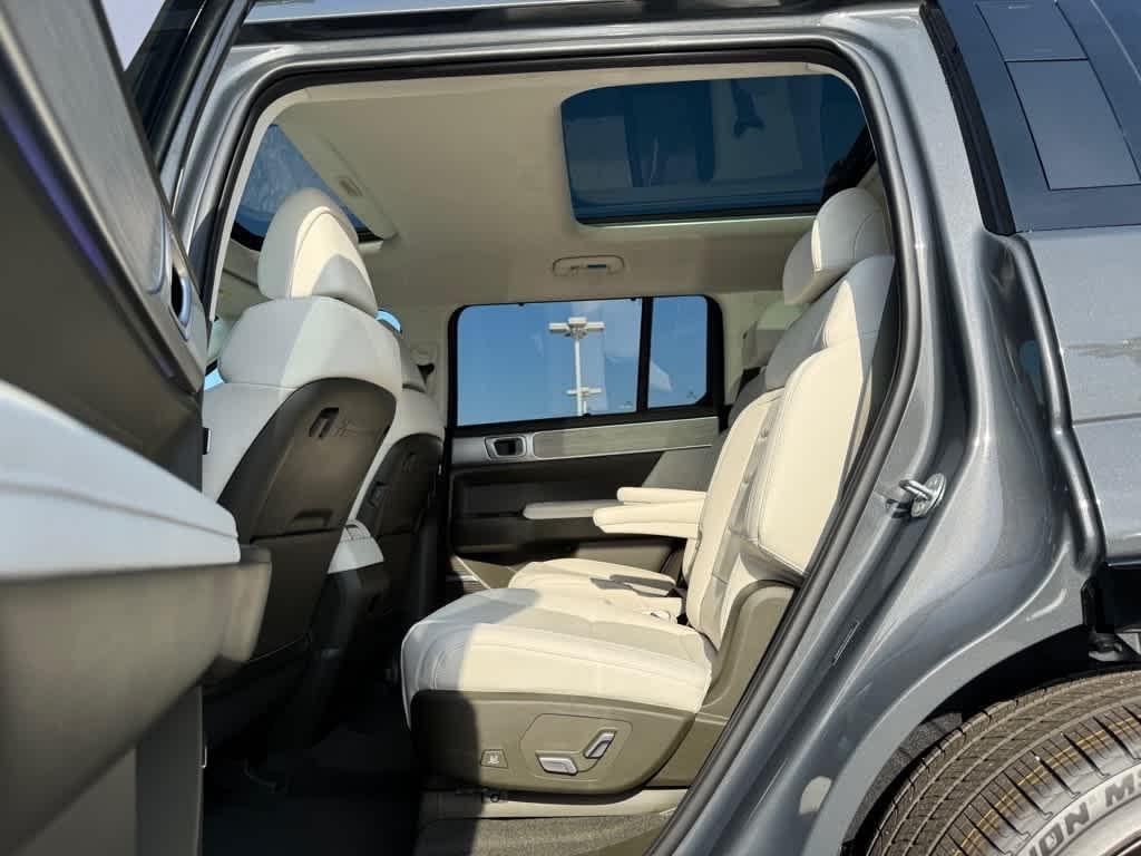 new 2025 Hyundai Santa Fe car, priced at $48,138