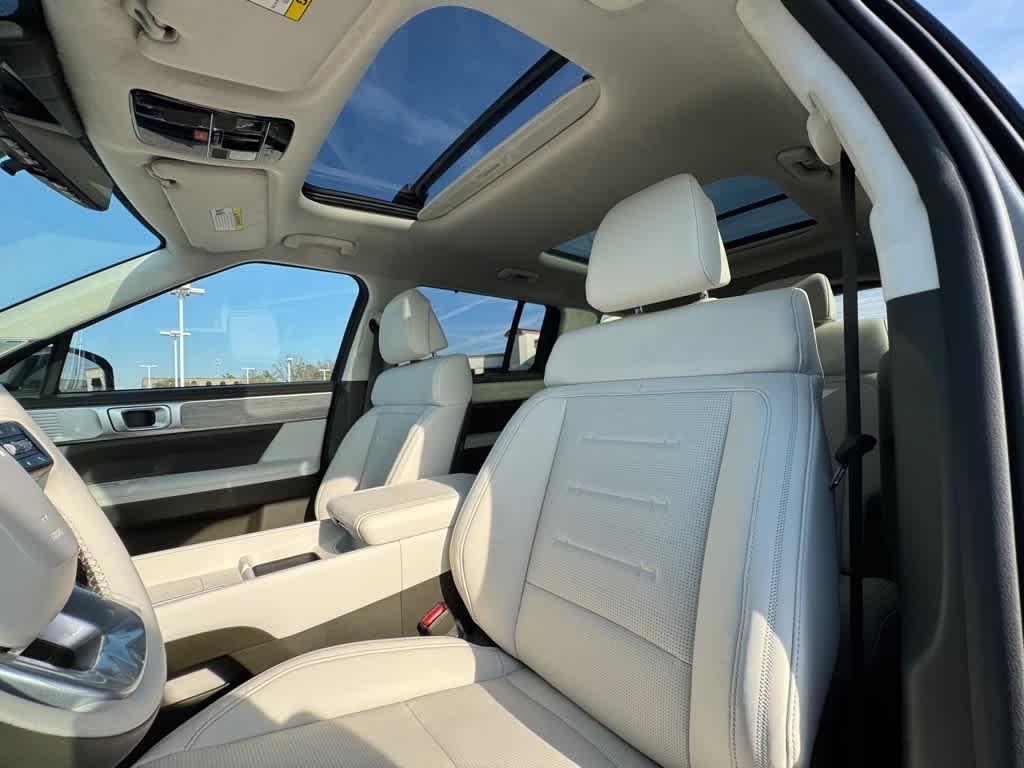 new 2025 Hyundai Santa Fe car, priced at $48,138