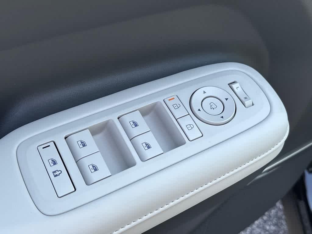 new 2025 Hyundai SANTA FE HEV car, priced at $49,289
