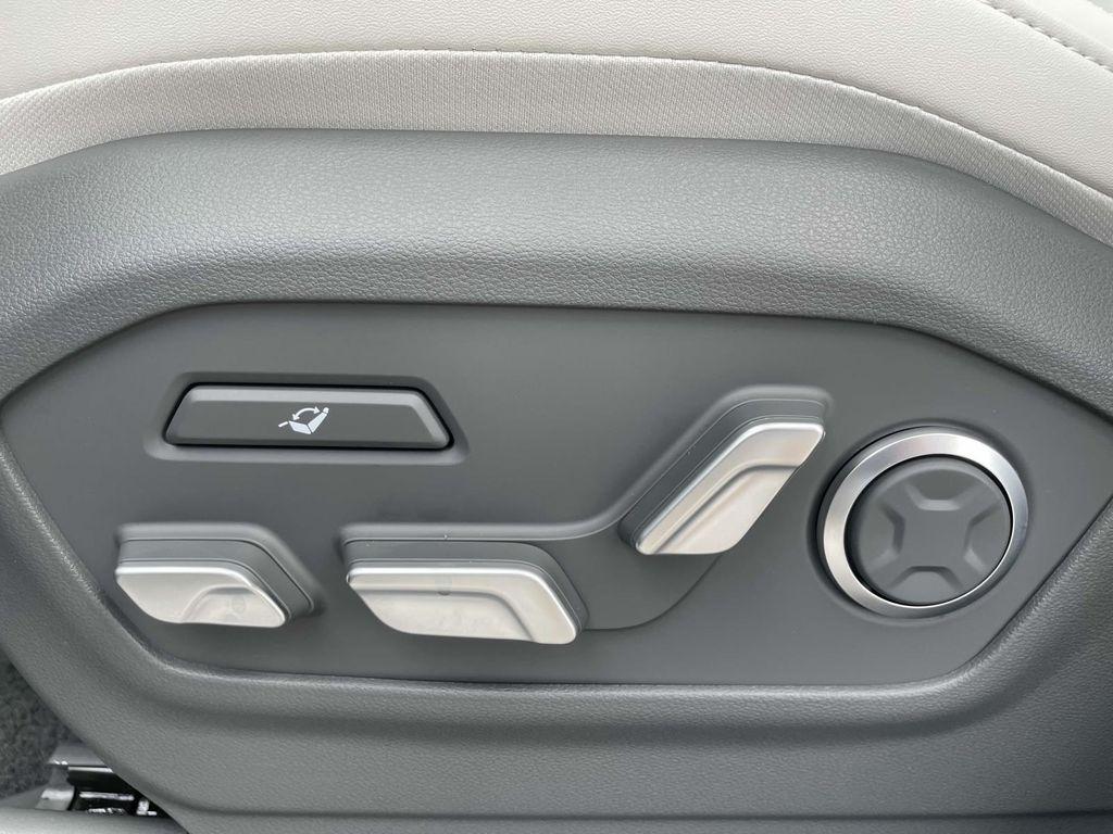 new 2025 Hyundai SANTA FE HEV car, priced at $51,929