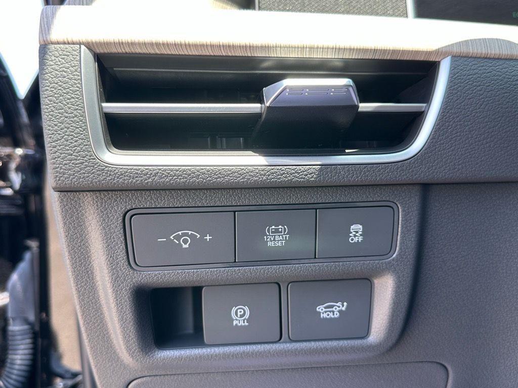 used 2024 Hyundai Sonata Hybrid car, priced at $34,380