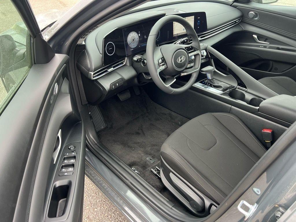 new 2025 Hyundai Elantra car, priced at $26,240